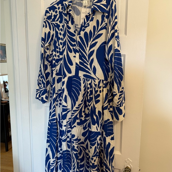 H&M Blue and White Patterned Dress - Picture 1 of 4